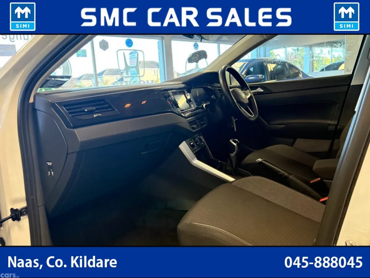 Volkswagen Polo Hatchback, Petrol, 2022, White