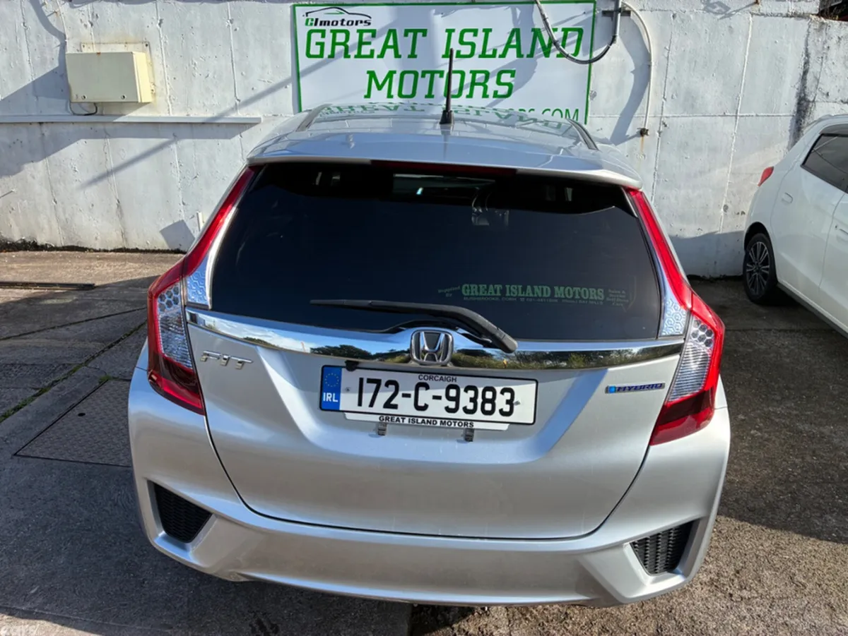 Honda Fit Hatchback, Petrol Hybrid, 2017, Silver