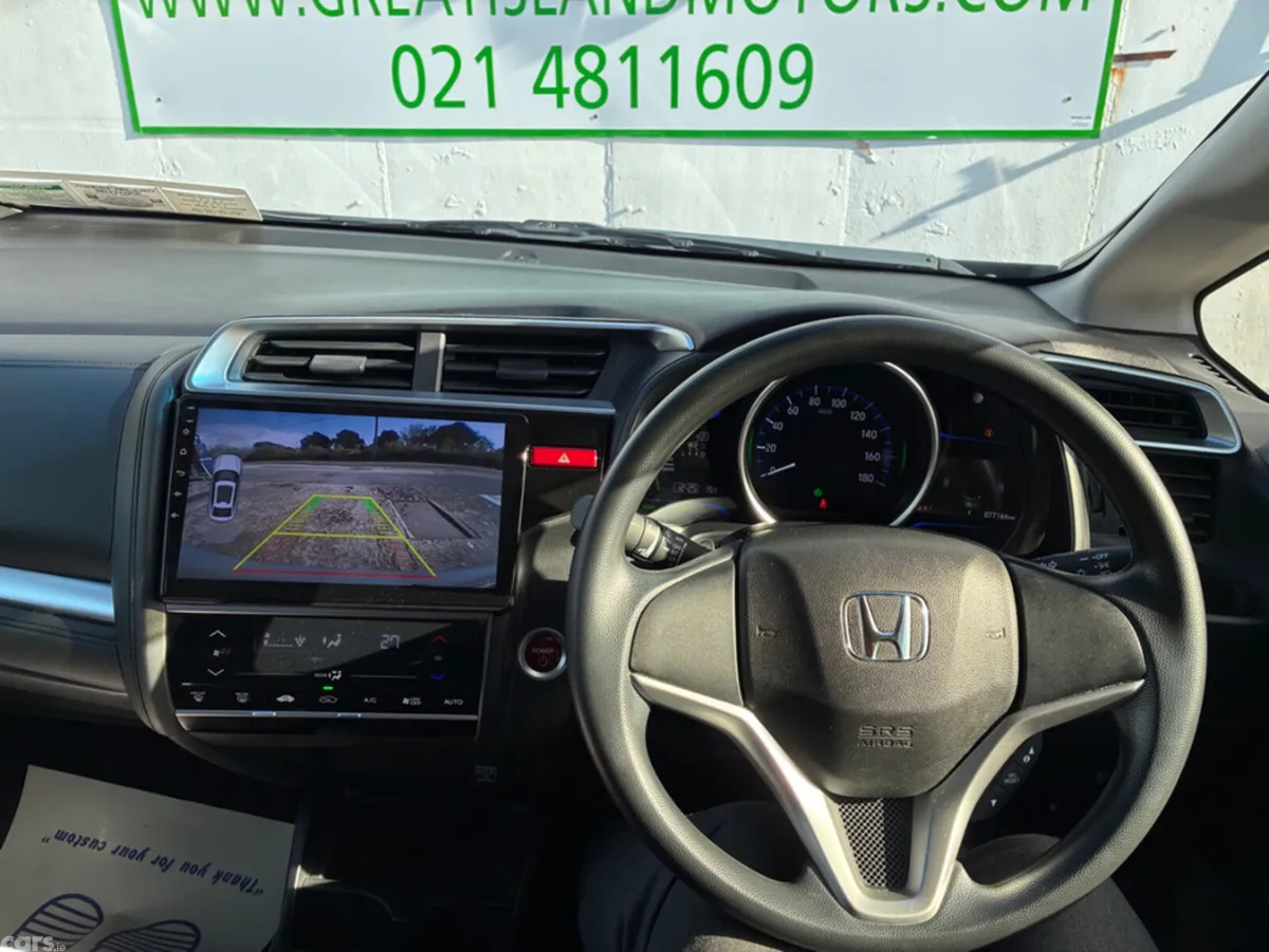 Honda Fit Hatchback, Petrol Hybrid, 2017, Silver