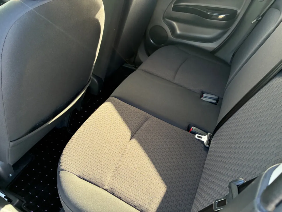 Mitsubishi Mirage Hatchback, Petrol, 2020, Black