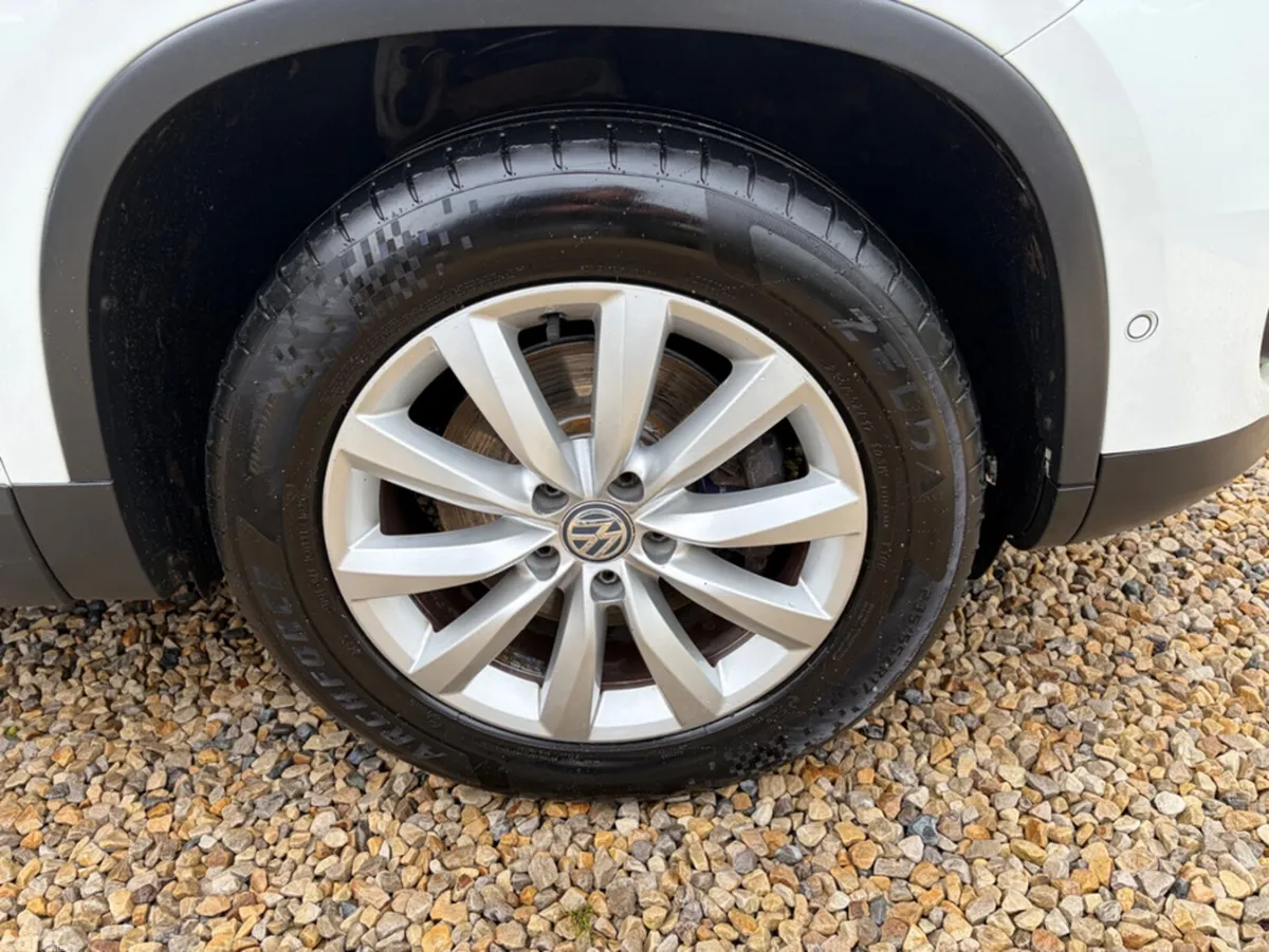 Volkswagen Tiguan SUV, Diesel, 2014, White