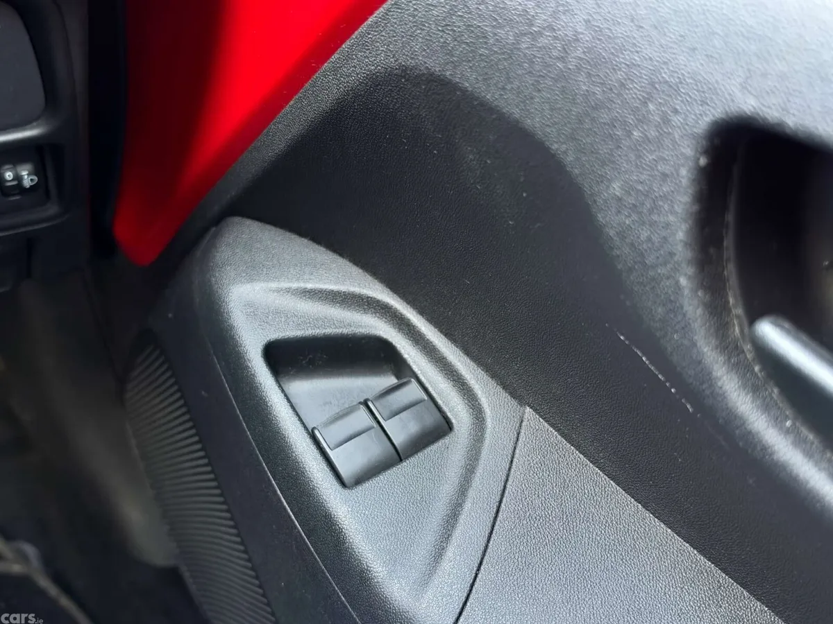 Citroen C1 Hatchback, Petrol, 2015, Red
