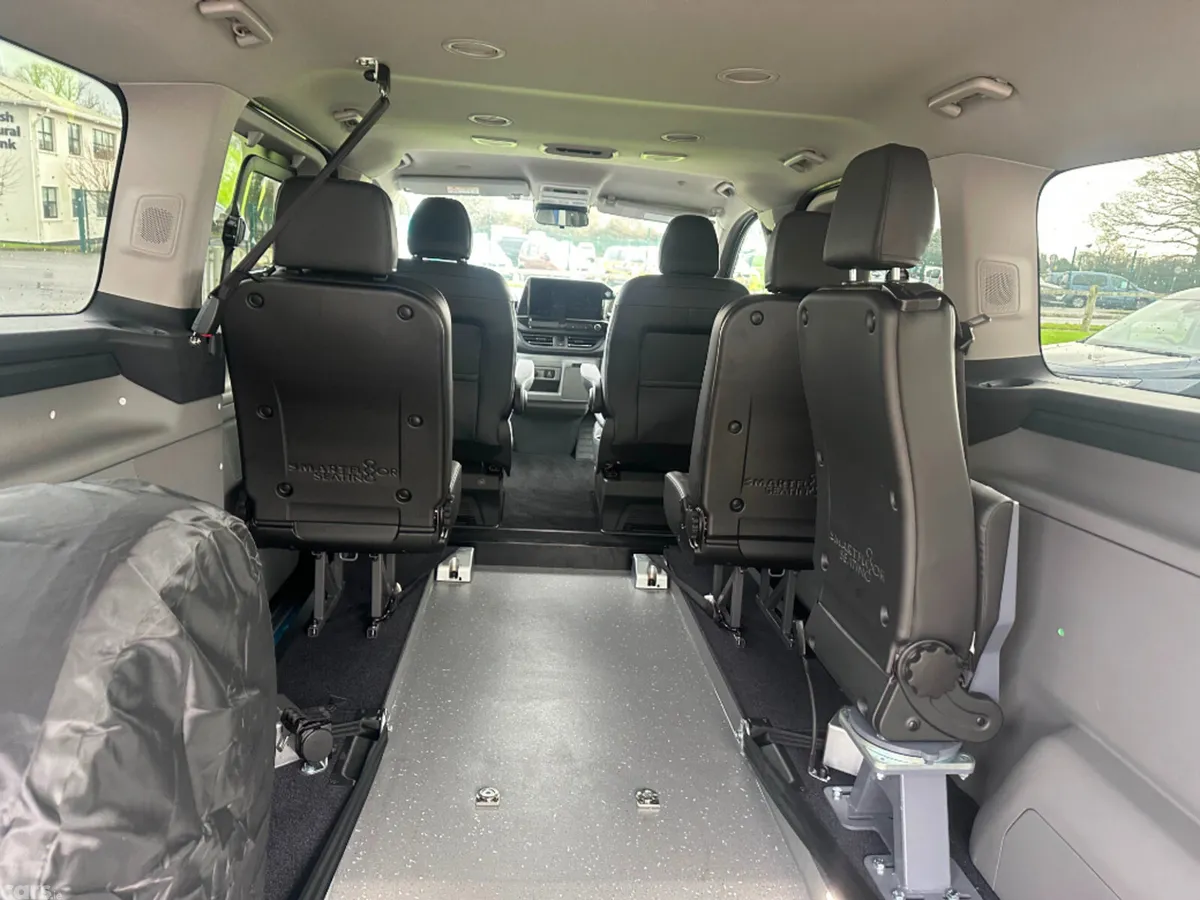Ford Tourneo Custom MPV, Petrol Plug-in Hybrid, 2027, Grey