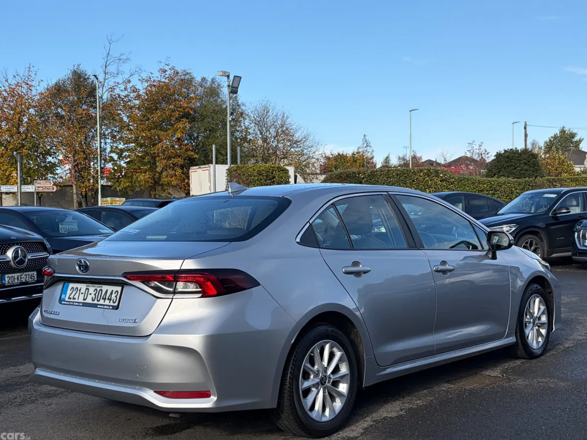 Toyota Corolla Saloon, Petrol Hybrid, 2022, Grey