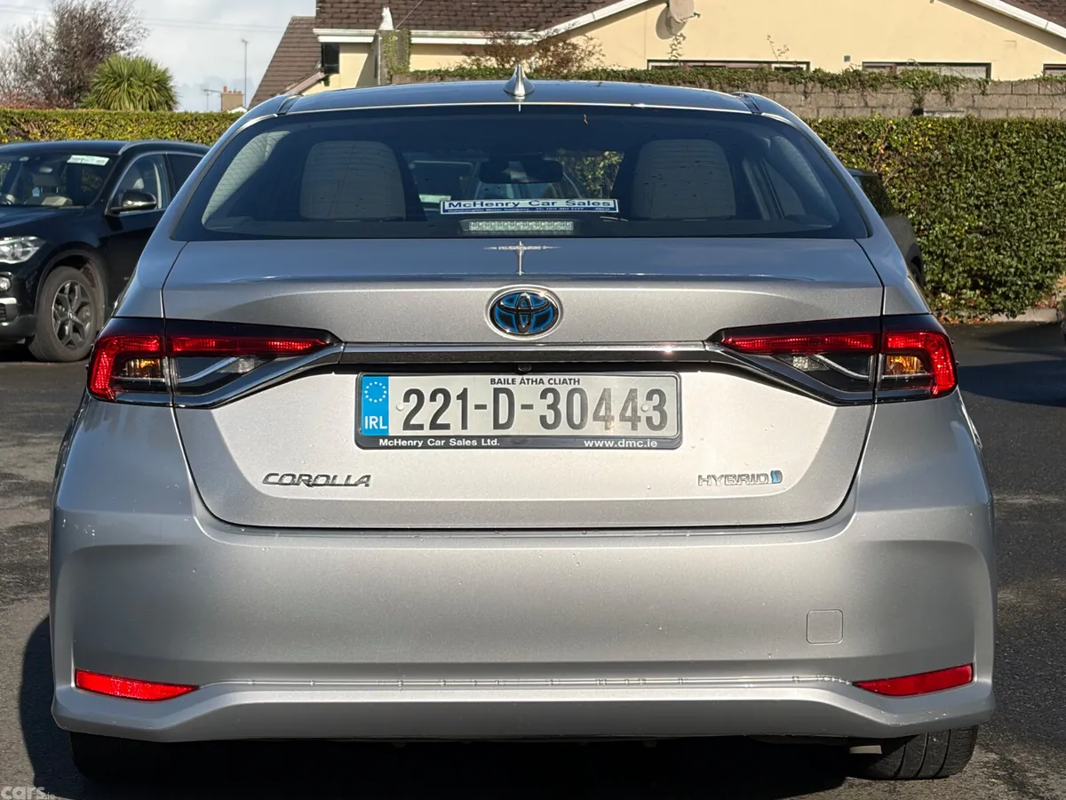 Toyota Corolla Saloon, Petrol Hybrid, 2022, Grey