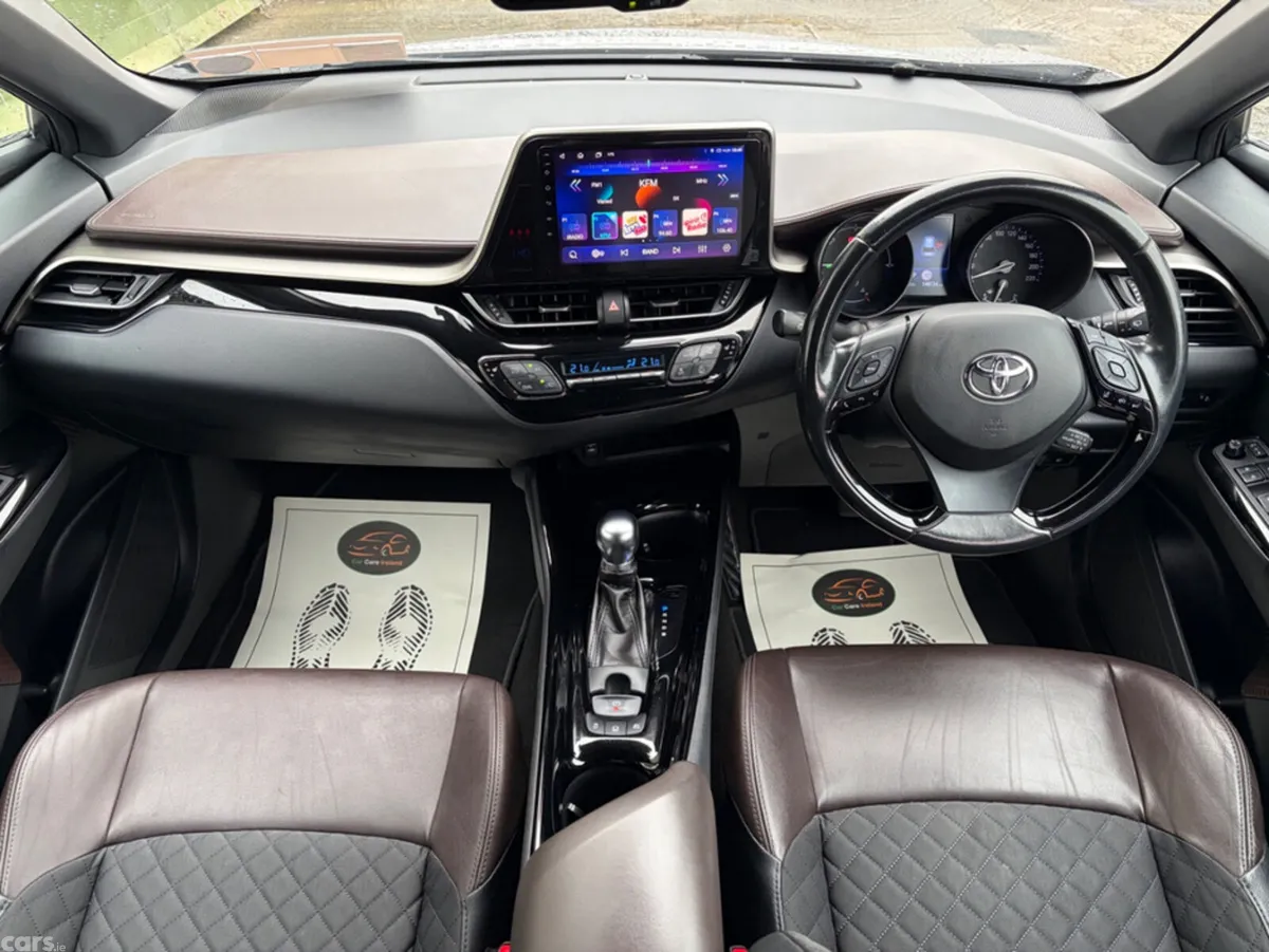 Toyota C-HR SUV, Petrol Hybrid, 2019, Grey