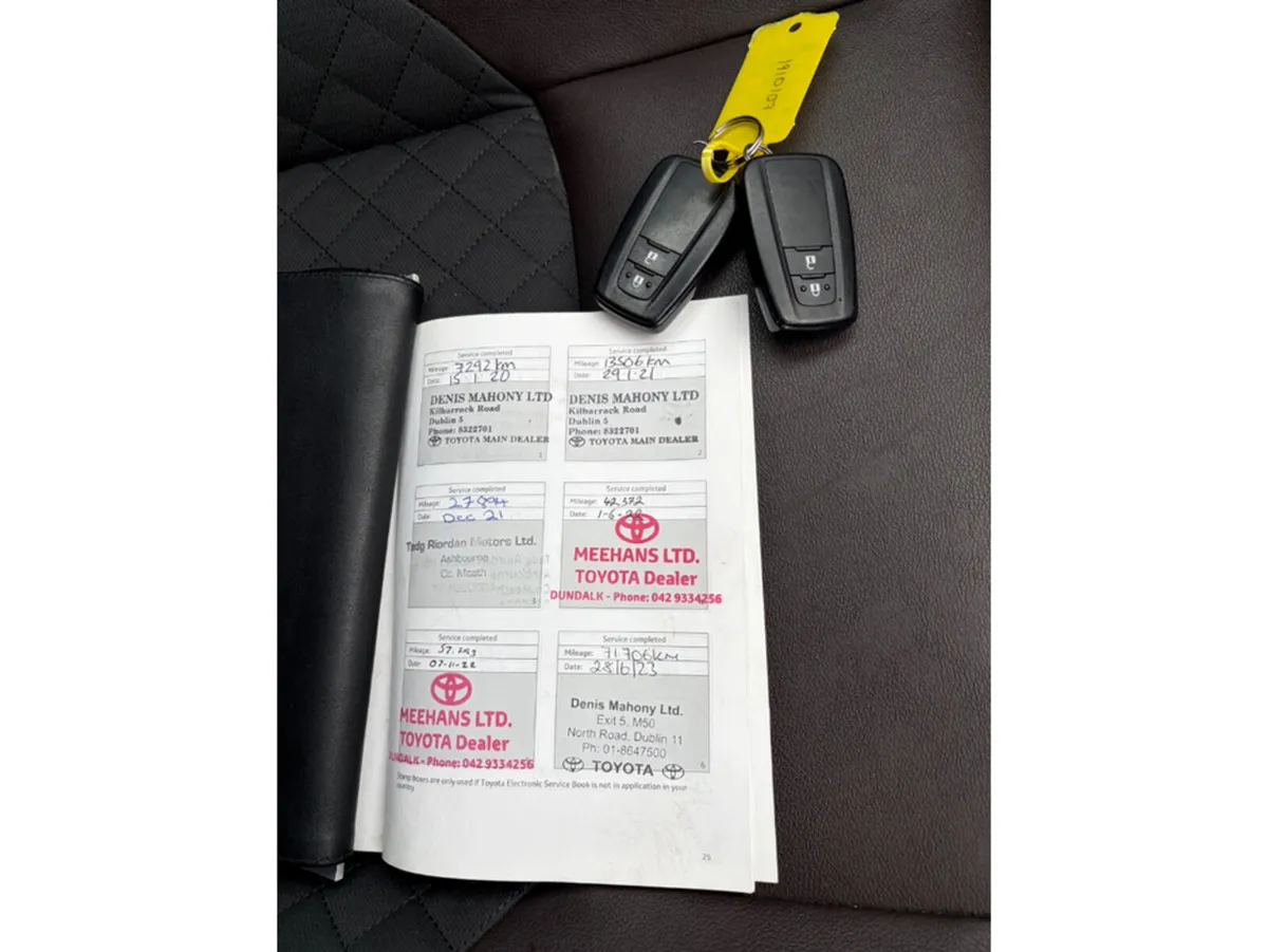 Toyota C-HR SUV, Petrol Hybrid, 2019, Grey