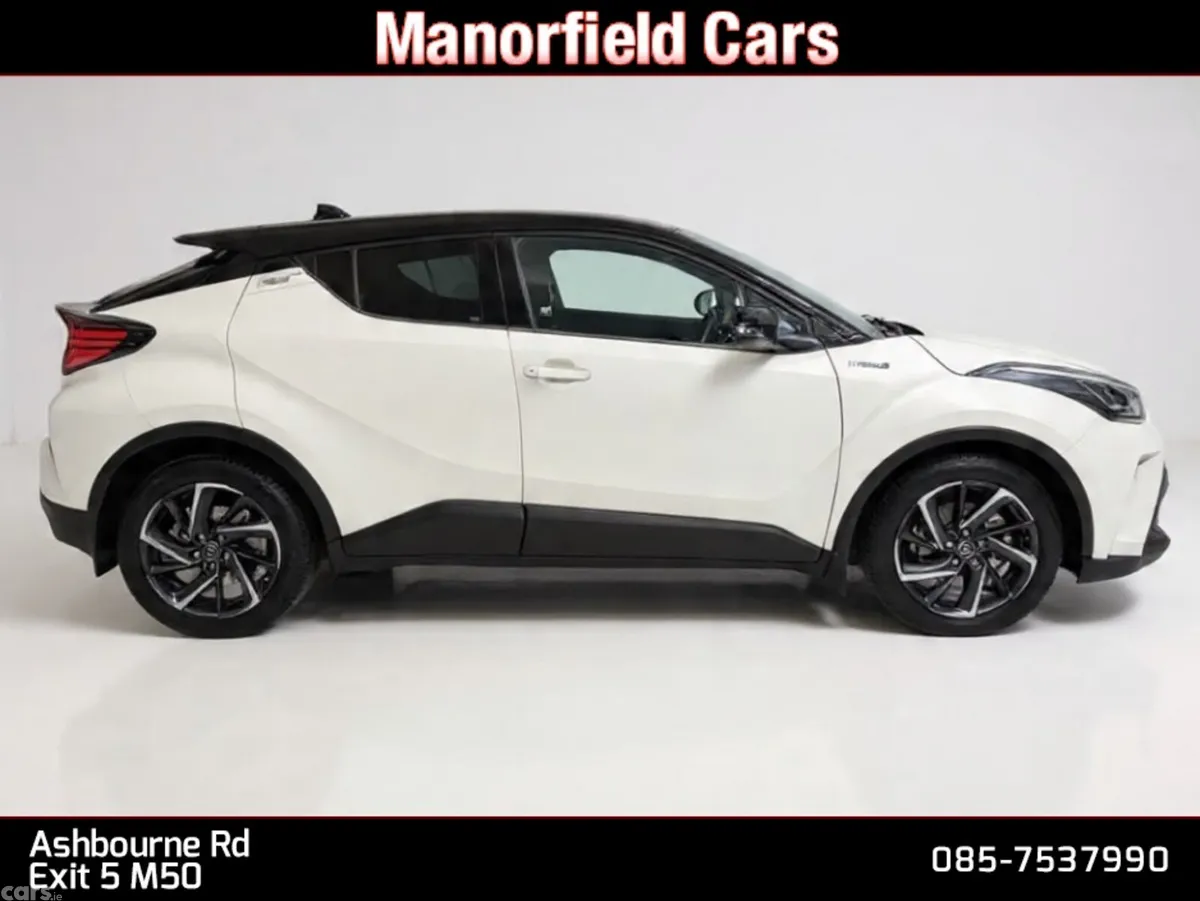 Toyota C-HR SUV, Petrol Hybrid, 2020, White