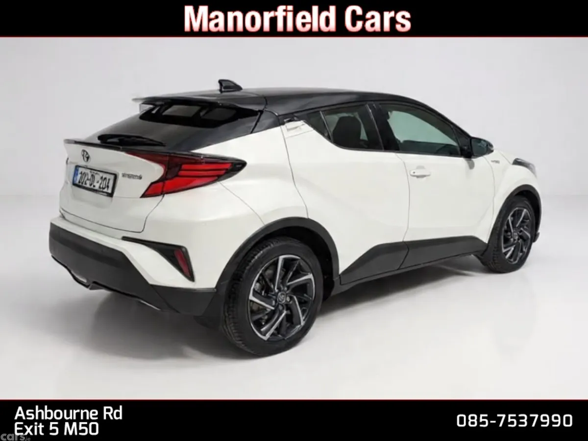 Toyota C-HR SUV, Petrol Hybrid, 2020, White