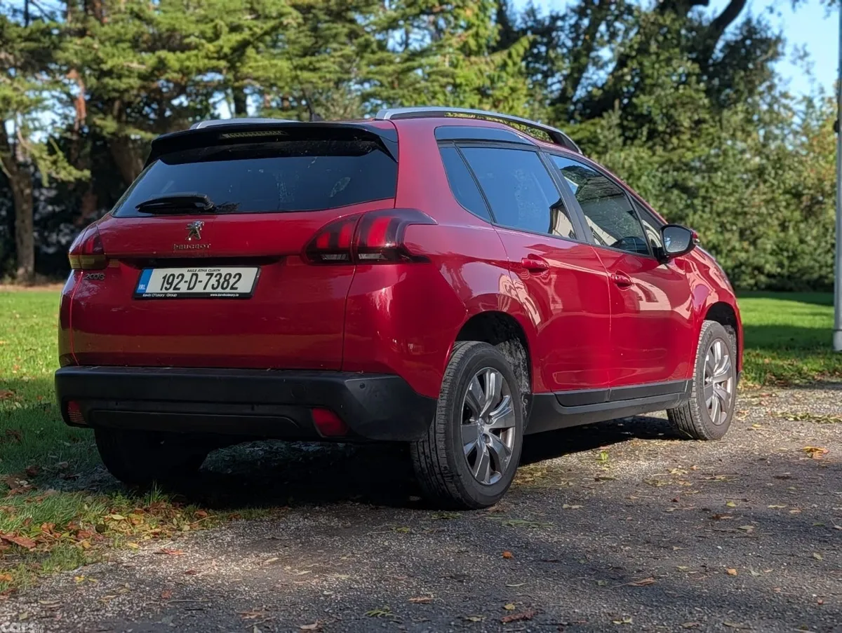 Peugeot 2008 Estate, Petrol, 2019, Red