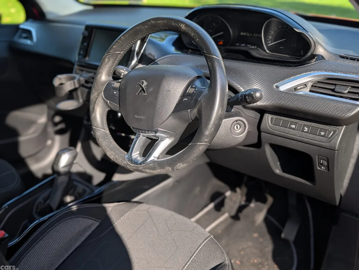 Peugeot 2008 Estate, Petrol, 2019, Red