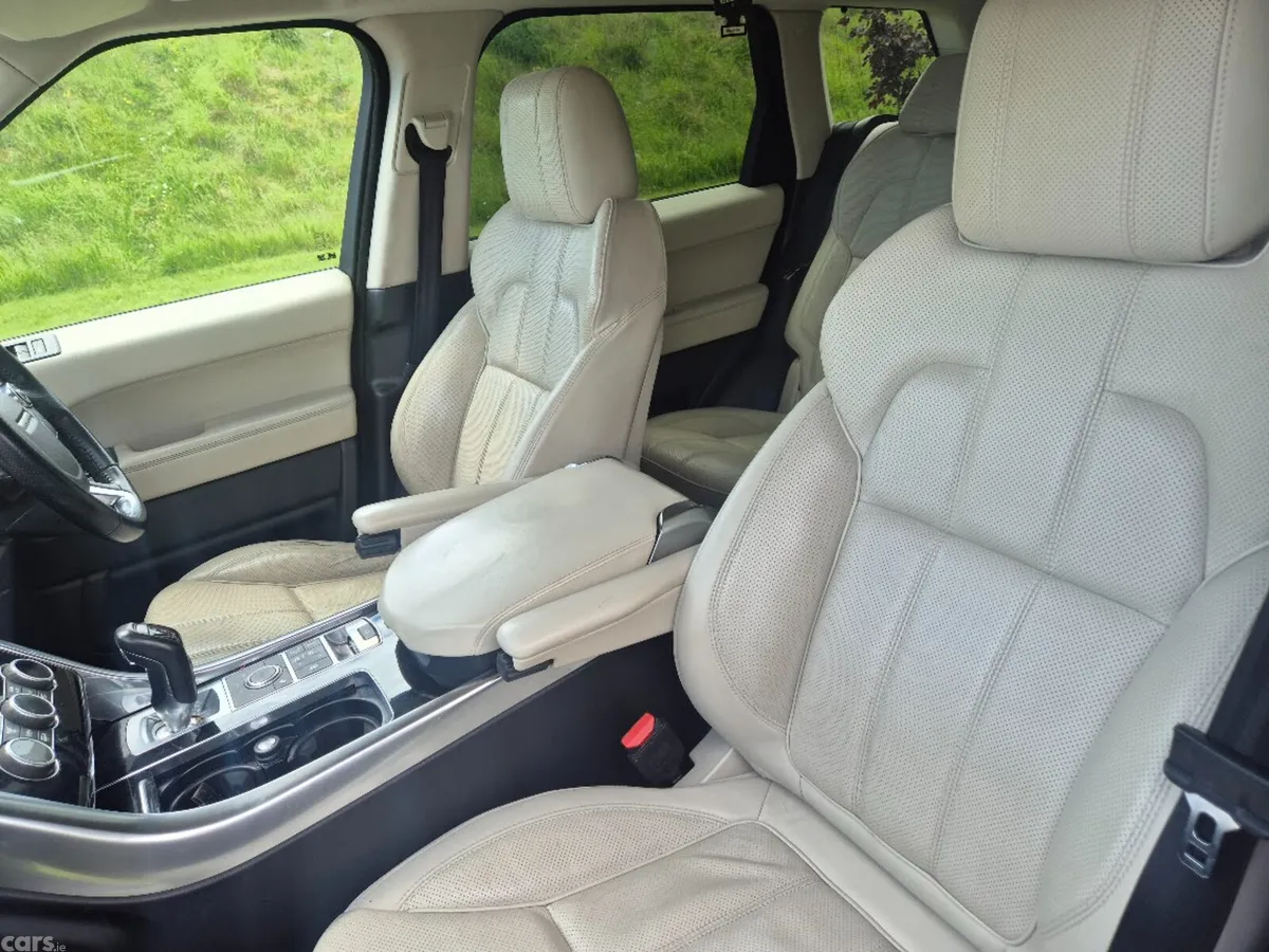 Land Rover Range Rover Sport SUV, Diesel, 2016, Black