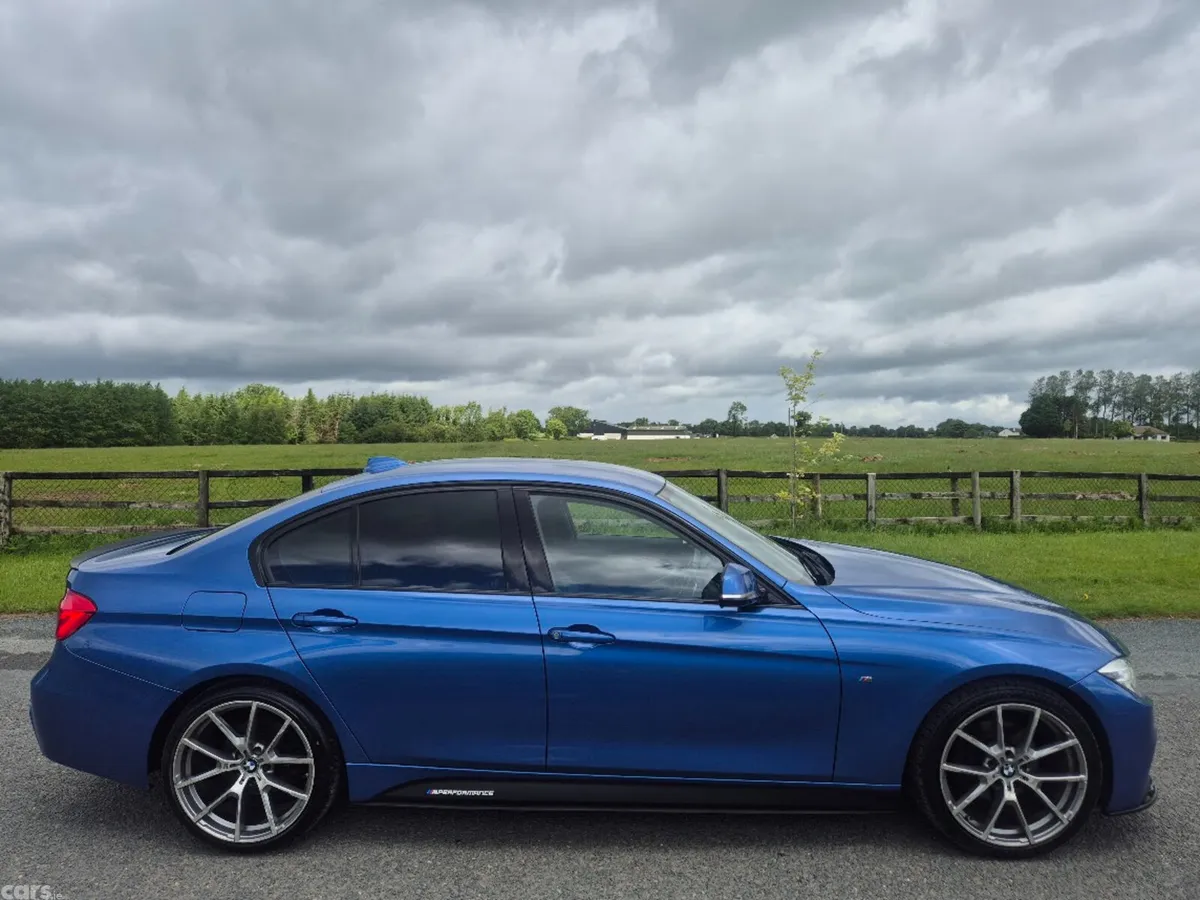 BMW 3-Series Saloon, Diesel, 2018, Blue
