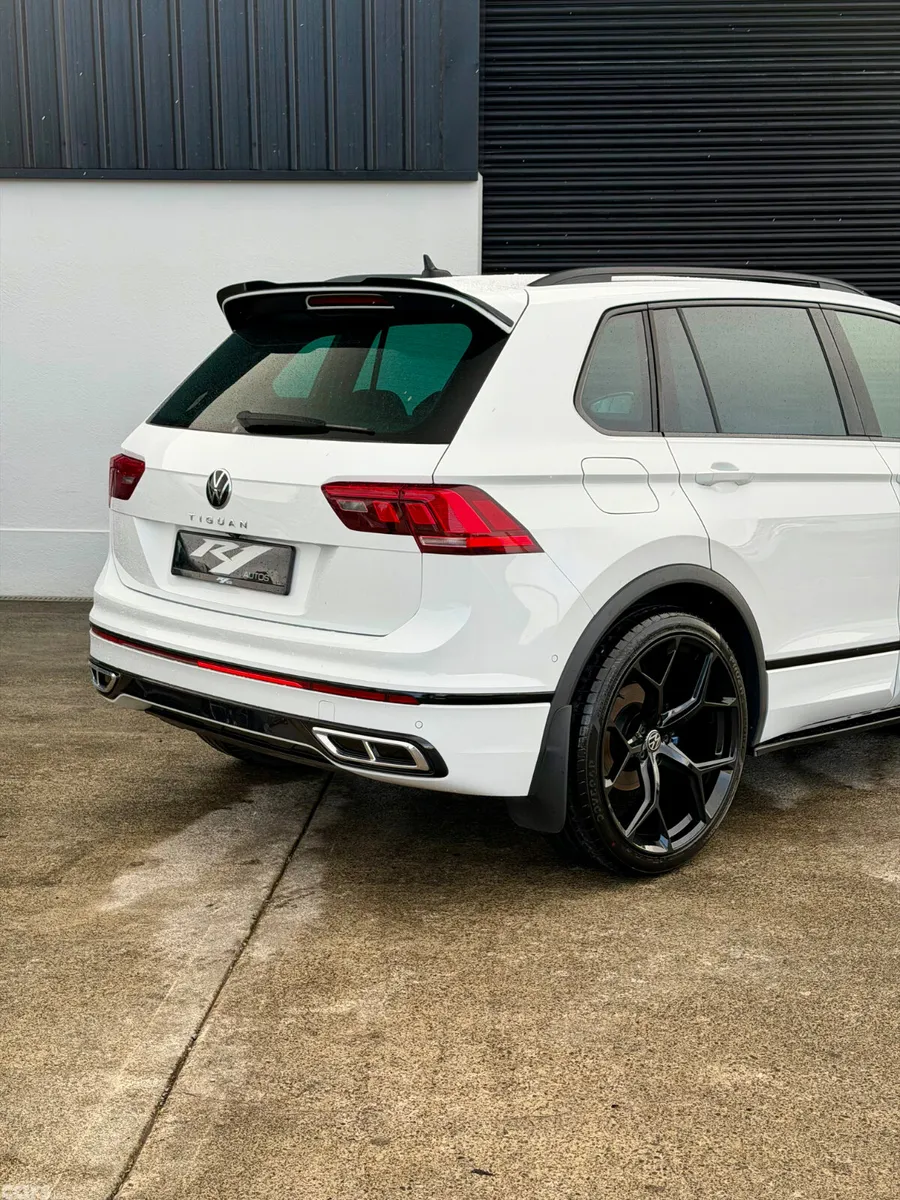 Volkswagen Tiguan SUV, Diesel, 2023, White