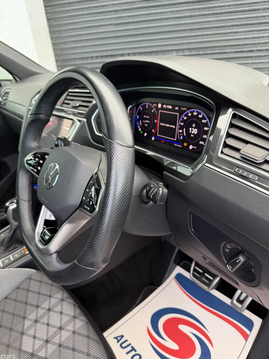 Volkswagen Tiguan SUV, Diesel, 2023, White