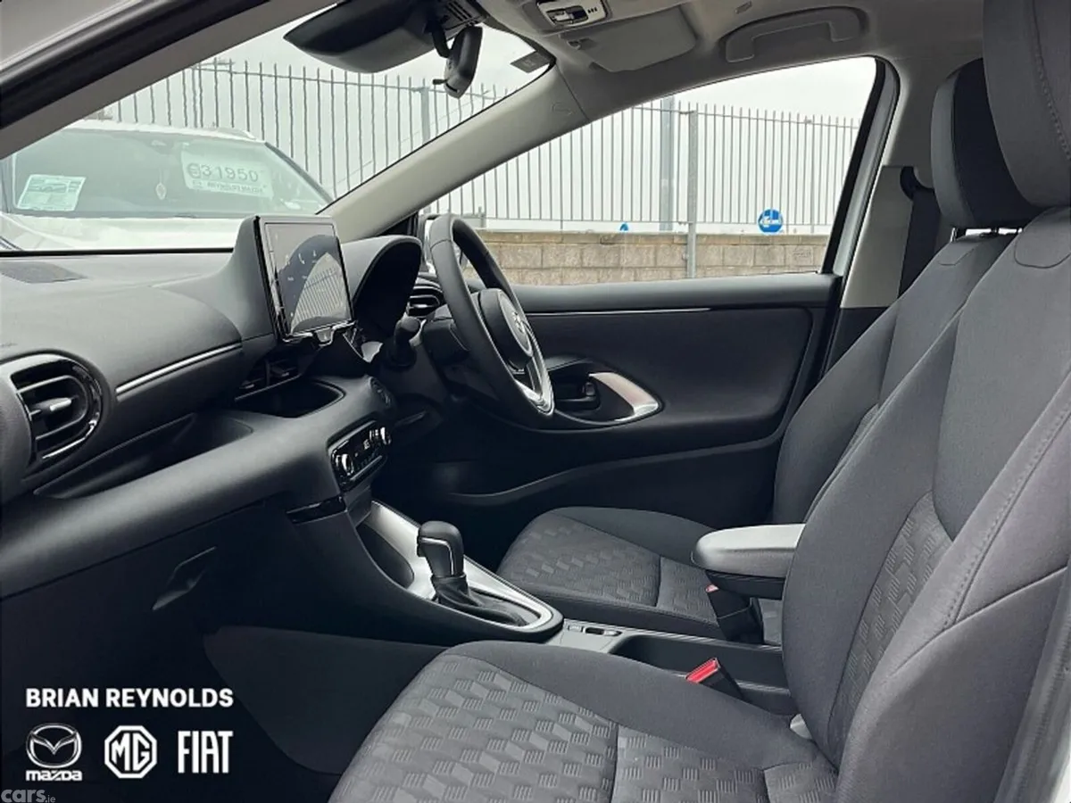 Mazda Mazda2 Hatchback, Petrol, 2025, White