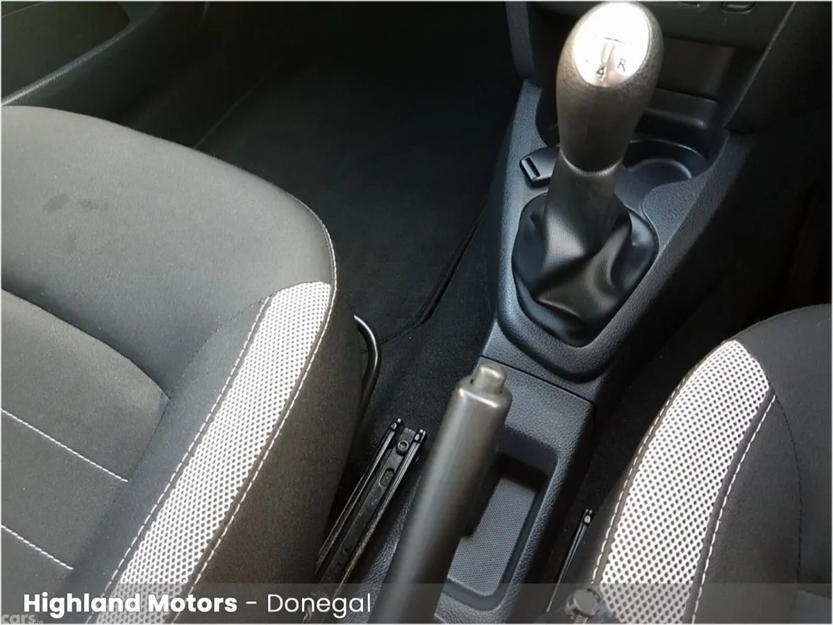 Dacia Sandero Stepway Hatchback, Diesel, 2018, Blue