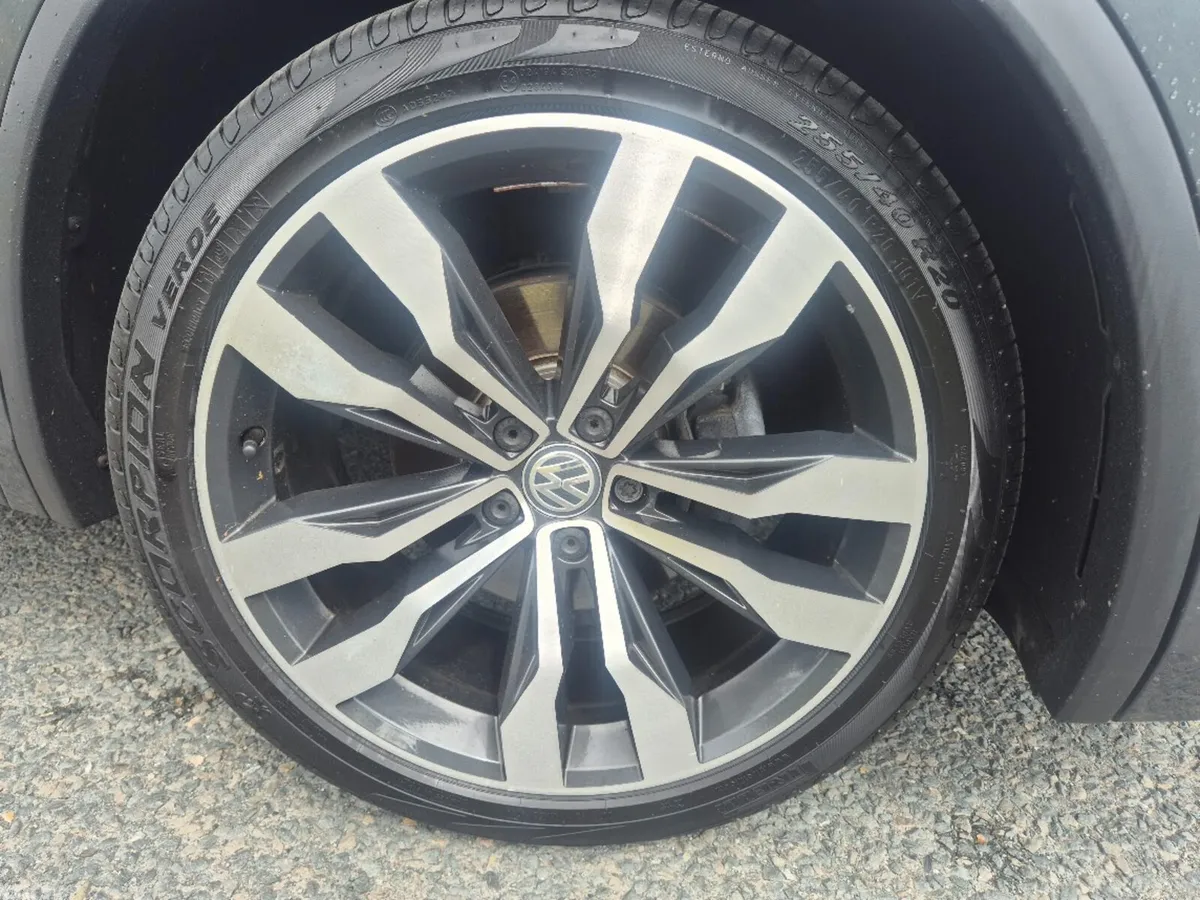 Volkswagen Tiguan SUV, Diesel, 2019, Grey