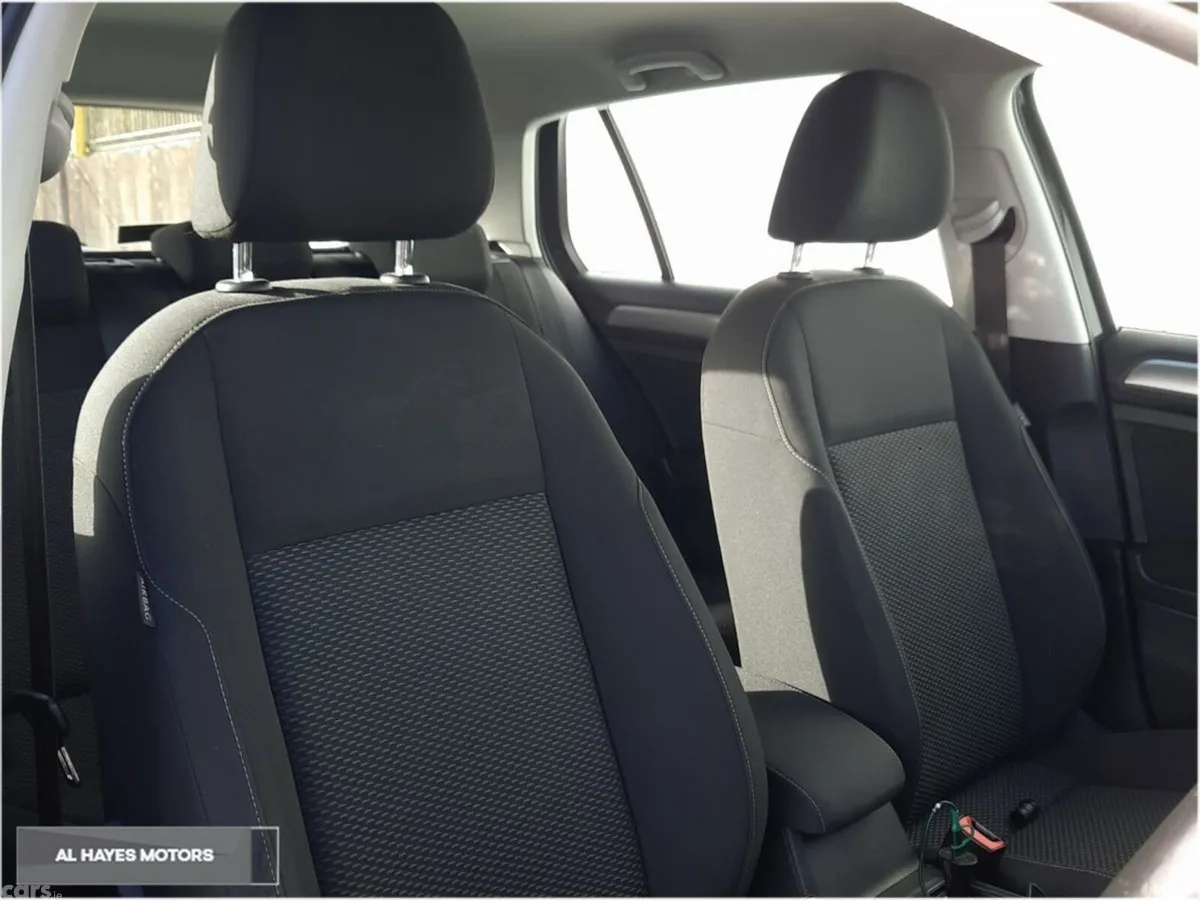 Volkswagen Golf Hatchback, Diesel, 2018, Grey