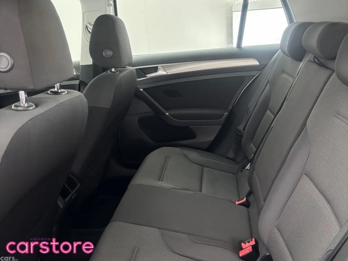 Volkswagen Golf Hatchback, Diesel, 2015, Silver