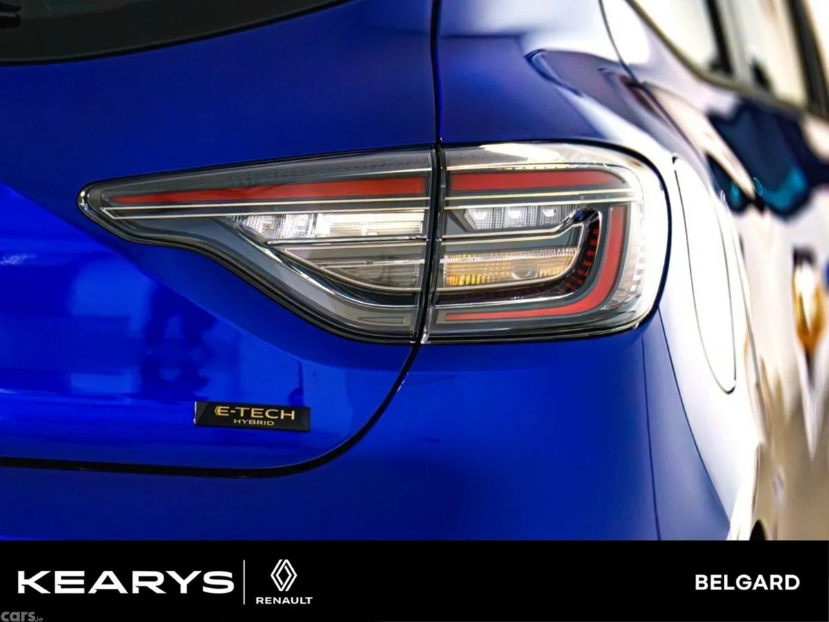 Renault Clio Hatchback, Petrol Hybrid, 2027, Blue