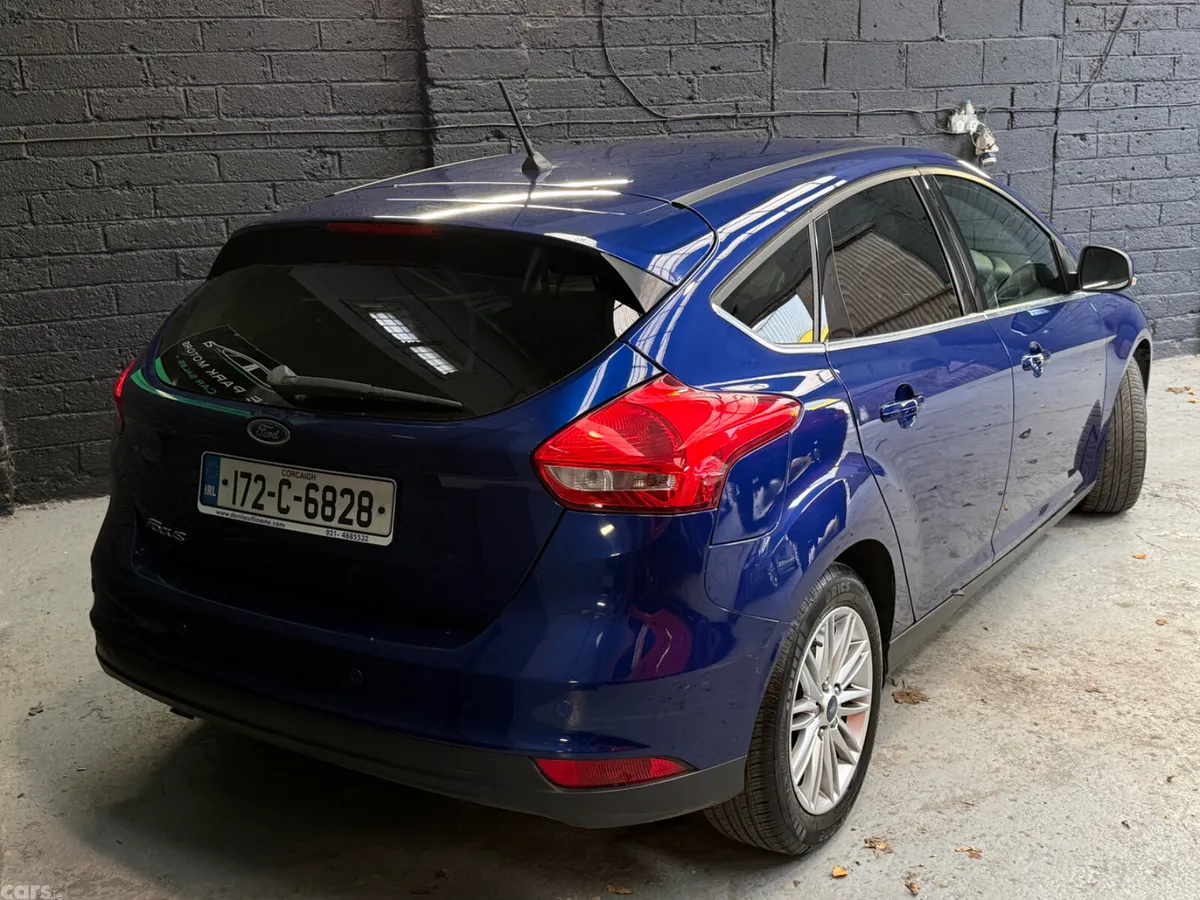 Ford Focus Hatchback, Diesel, 2017, Blue