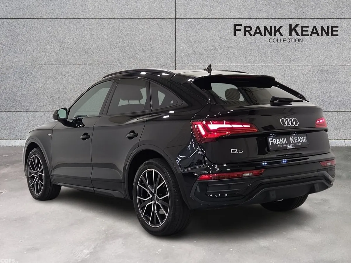 Audi Q5 SUV, Diesel, 2022, Black