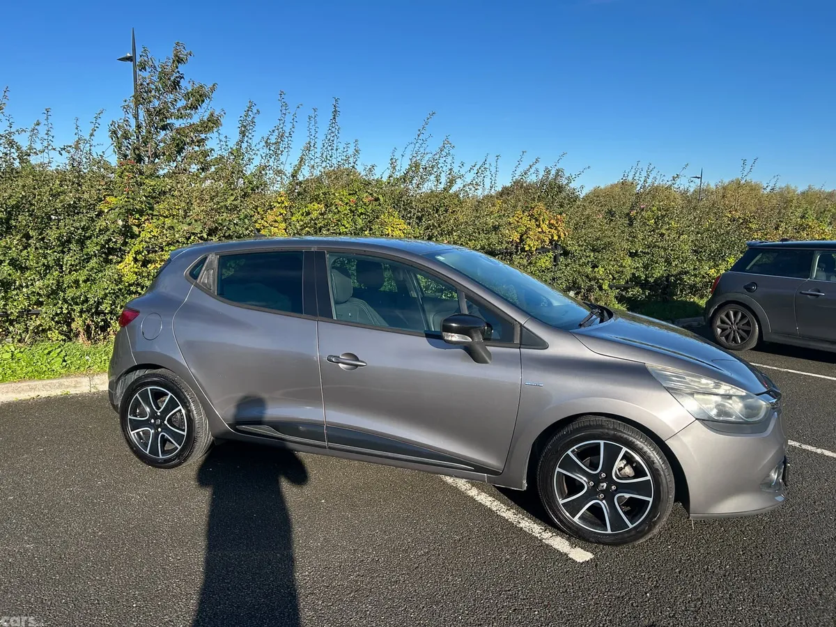 Renault Clio Hatchback, Petrol, 2015, Grey