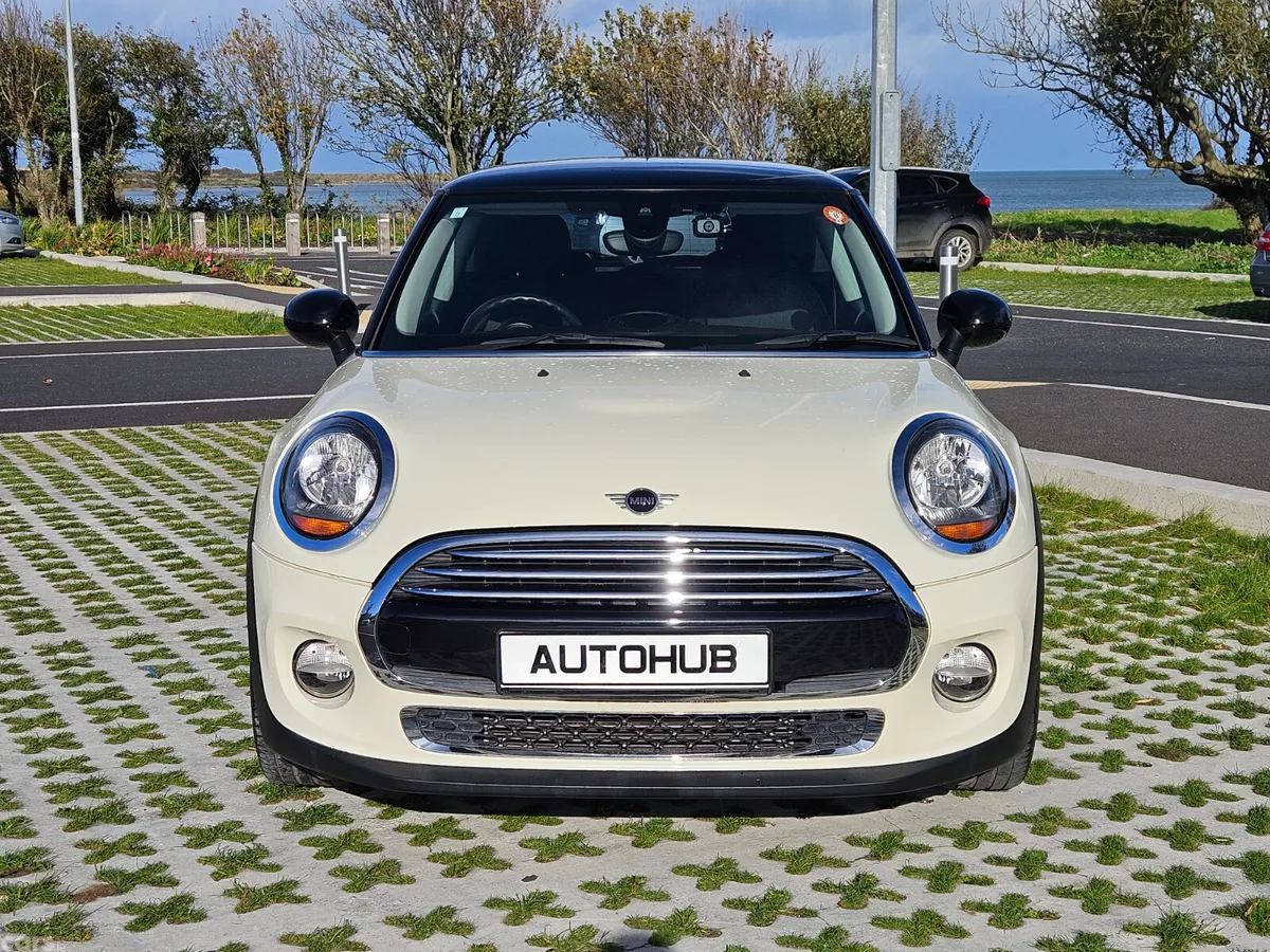 Mini Cooper Hatchback, Diesel, 2019, White
