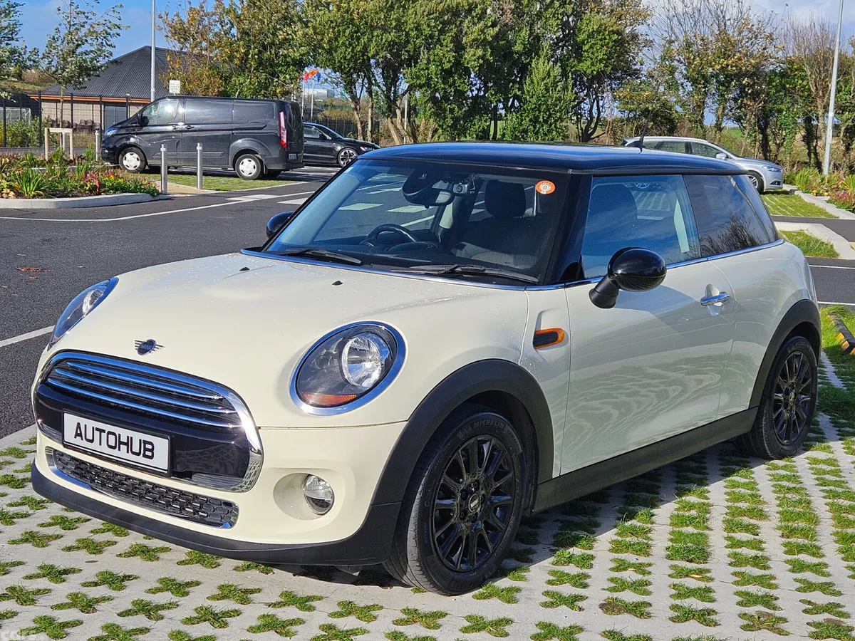 Mini Cooper Hatchback, Diesel, 2019, White
