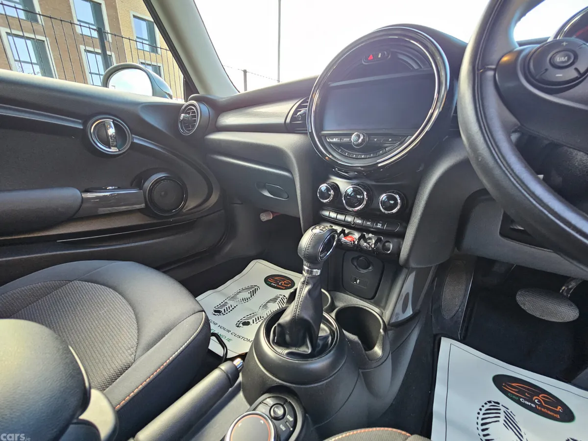 Mini Cooper Hatchback, Diesel, 2019, White