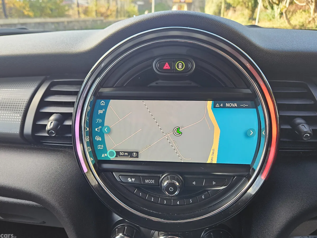 Mini Cooper Hatchback, Diesel, 2019, White