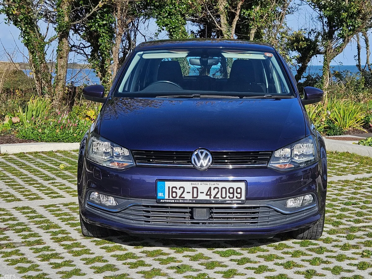 Volkswagen Polo Hatchback, Petrol, 2016, Blue