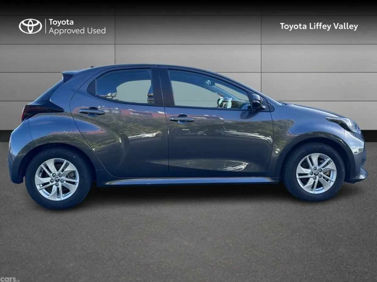 Toyota Yaris Hatchback, Petrol Hybrid, 2026, Grey
