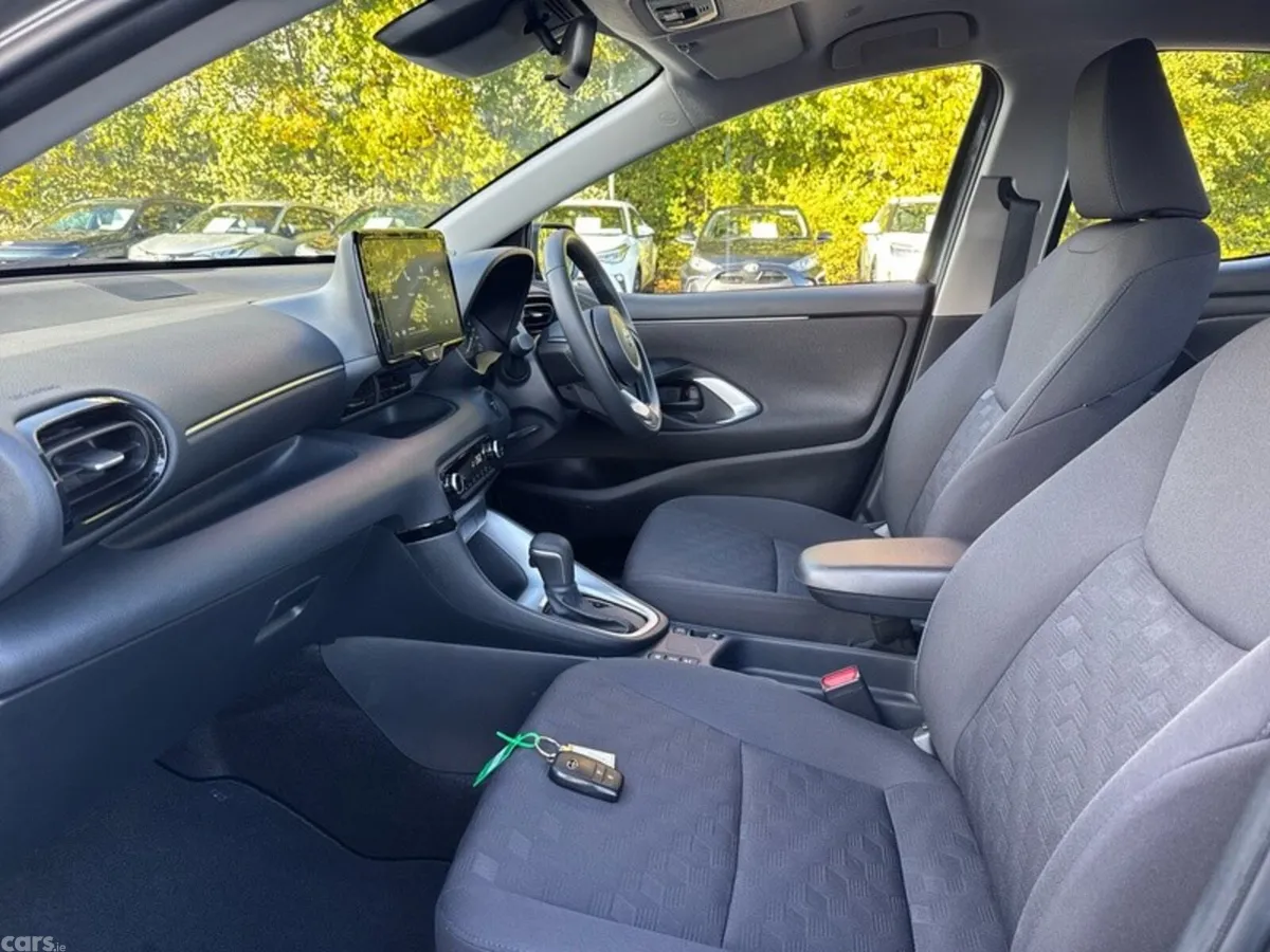 Toyota Yaris Hatchback, Petrol Hybrid, 2026, Grey