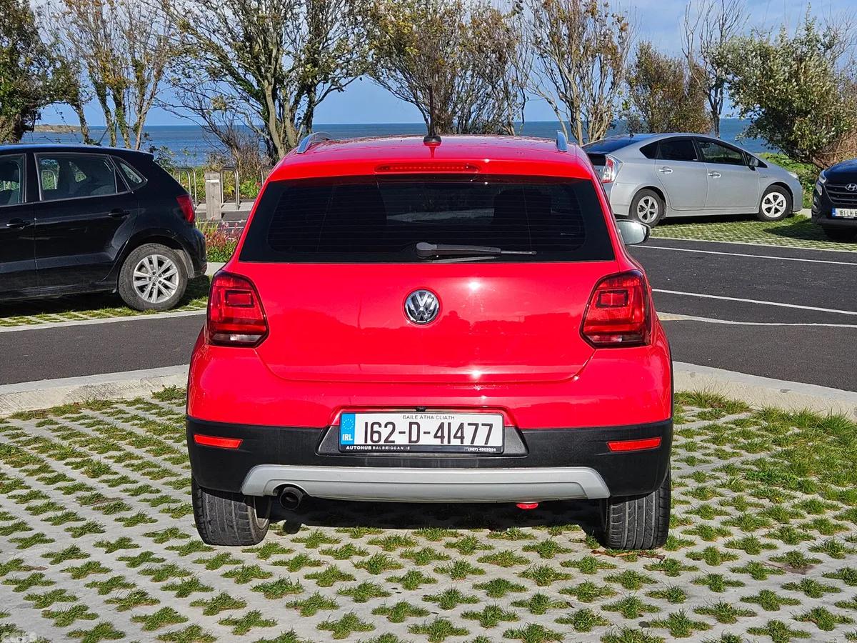 Volkswagen Polo Hatchback, Petrol, 2016, Red