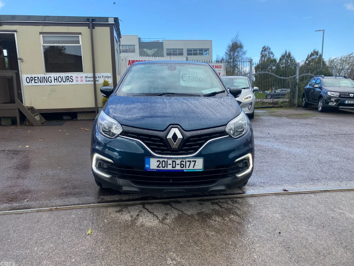 Renault Captur Hatchback, Petrol, 2020, Blue