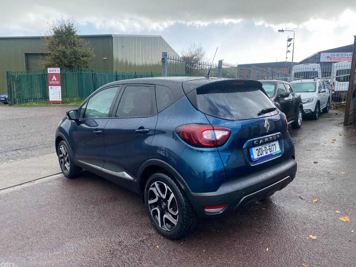 Renault Captur Hatchback, Petrol, 2020, Blue