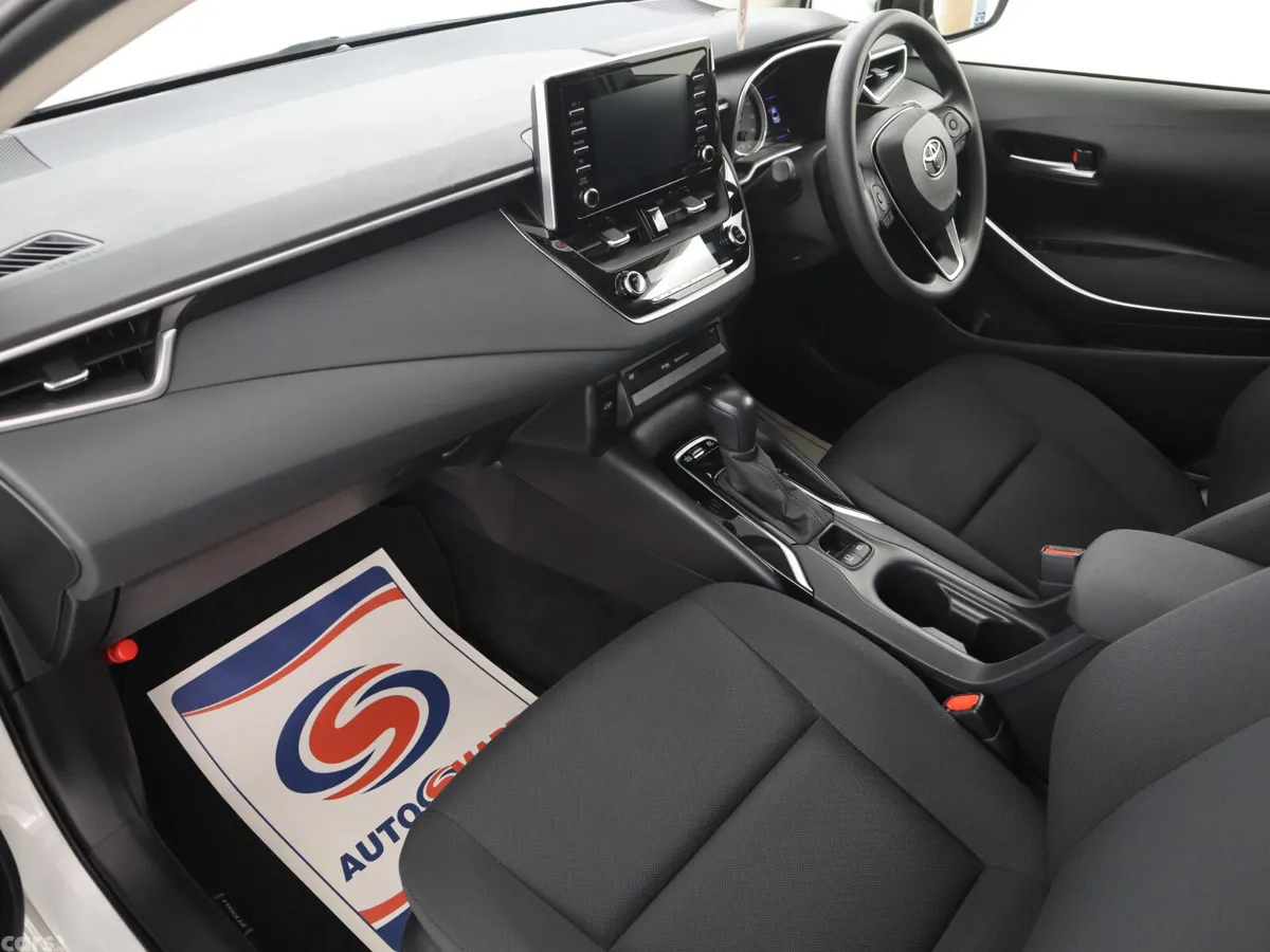 Toyota Corolla Saloon, Petrol Hybrid, 2021, White