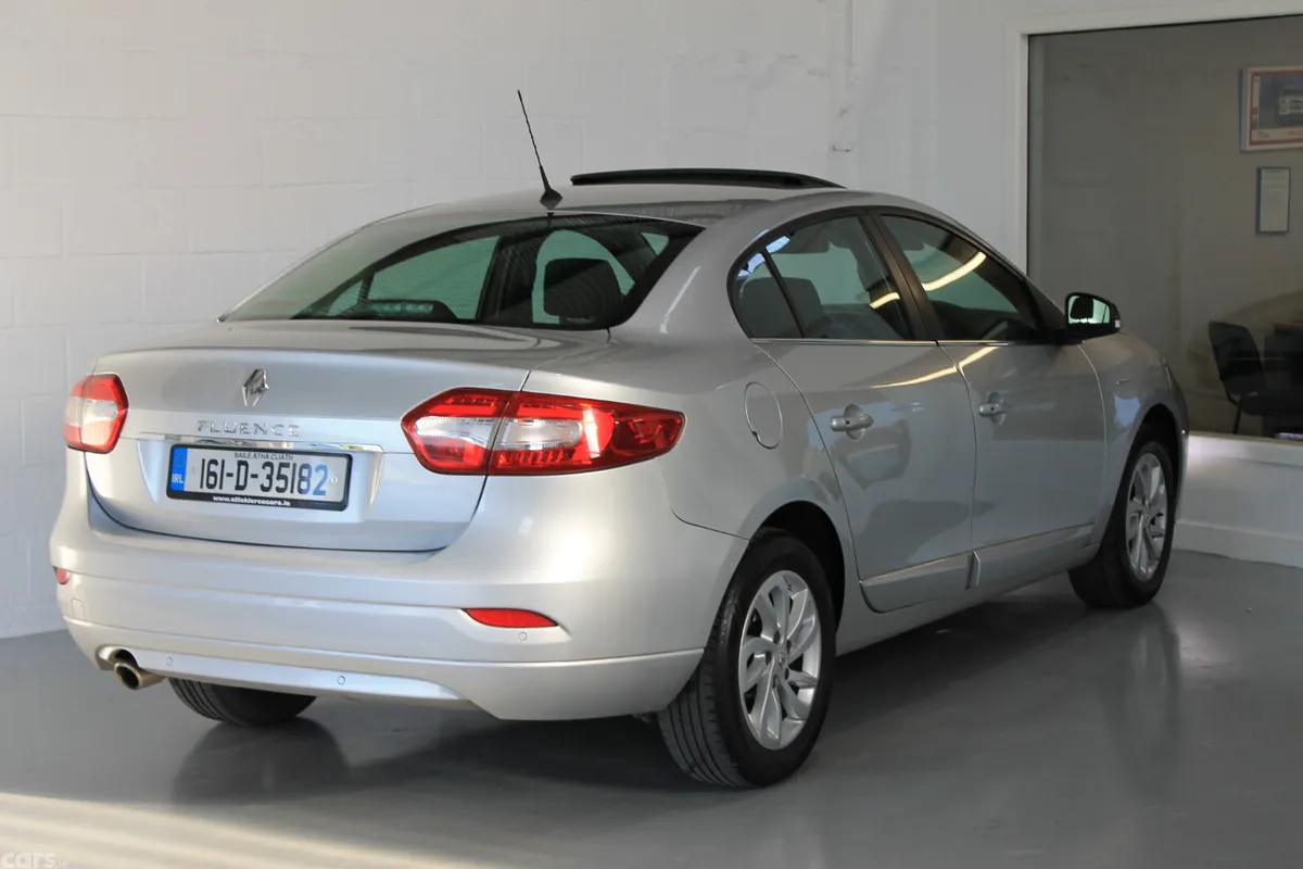 Renault Fluence Saloon, Diesel, 2016, Silver