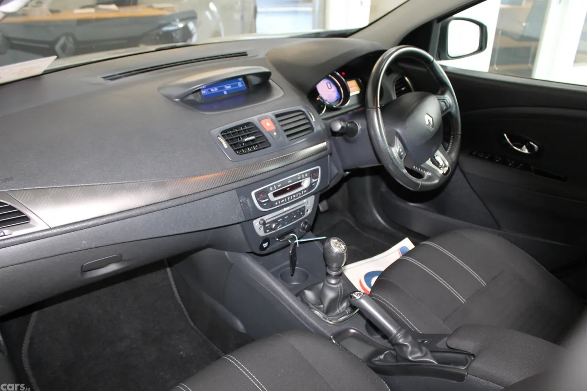 Renault Fluence Saloon, Diesel, 2016, Silver