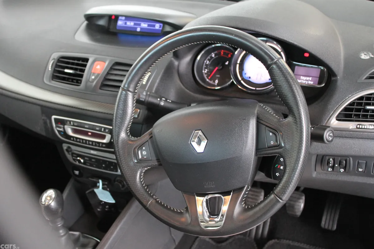 Renault Fluence Saloon, Diesel, 2016, Silver