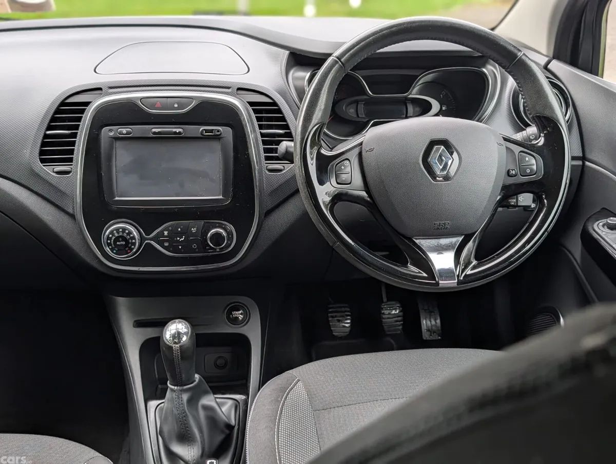 Renault Captur Hatchback, Diesel, 2016, Black