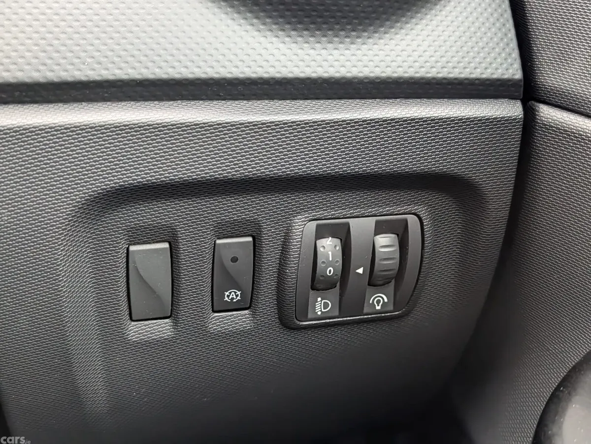 Renault Captur Hatchback, Diesel, 2016, Black