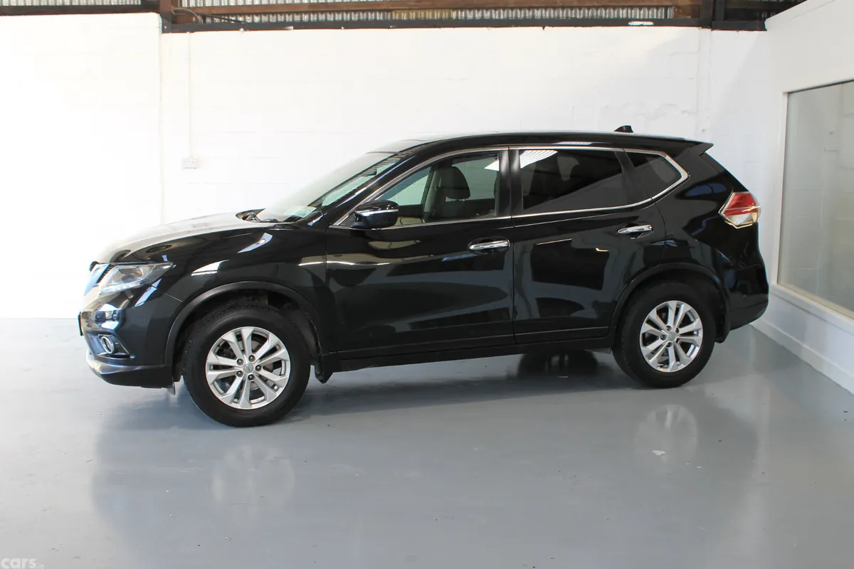 Nissan X-Trail SUV, Diesel, 2017, Black