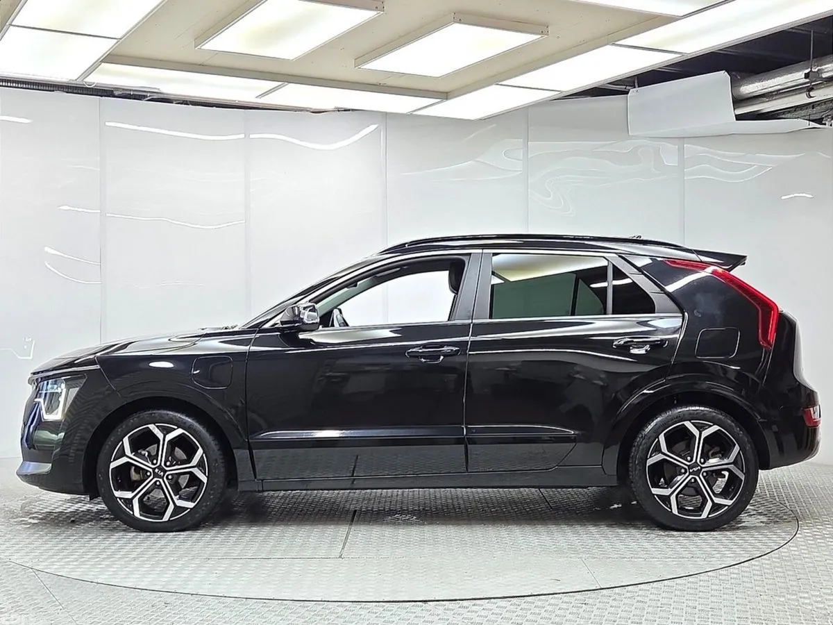 Kia Niro SUV, Petrol Plug-in Hybrid, 2023, Black