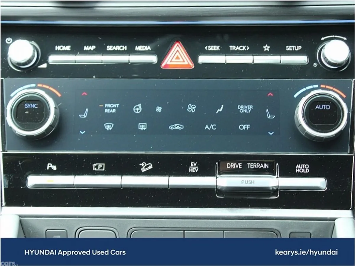 Hyundai Santa Fe SUV, Petrol Plug-in Hybrid, 2026, White
