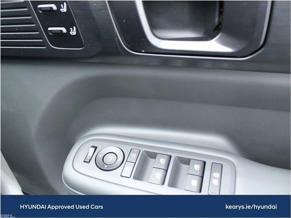 Hyundai Santa Fe SUV, Petrol Plug-in Hybrid, 2026, White