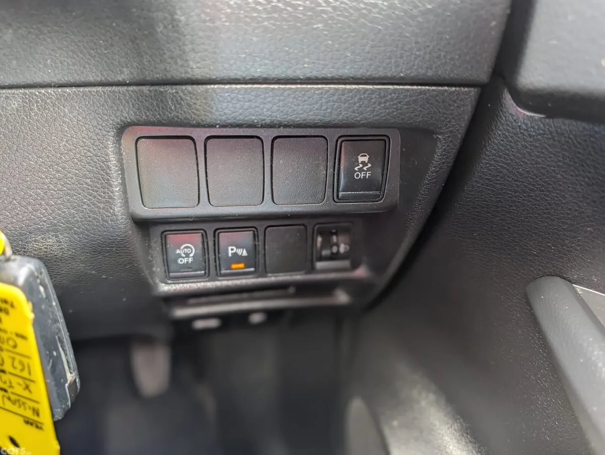 Nissan X-Trail SUV, Diesel, 2016, Orange