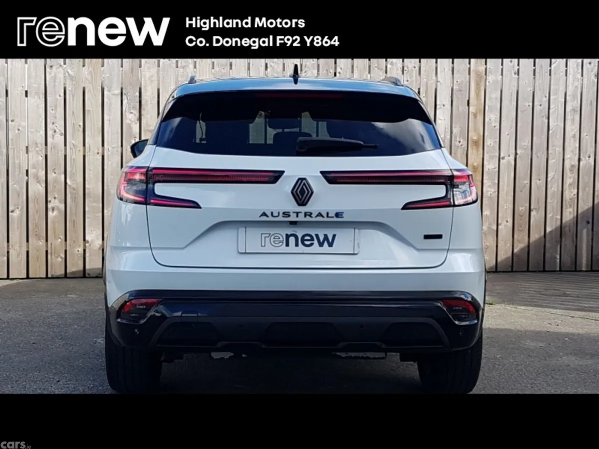 Renault Austral SUV, Petrol Hybrid, 2023, White